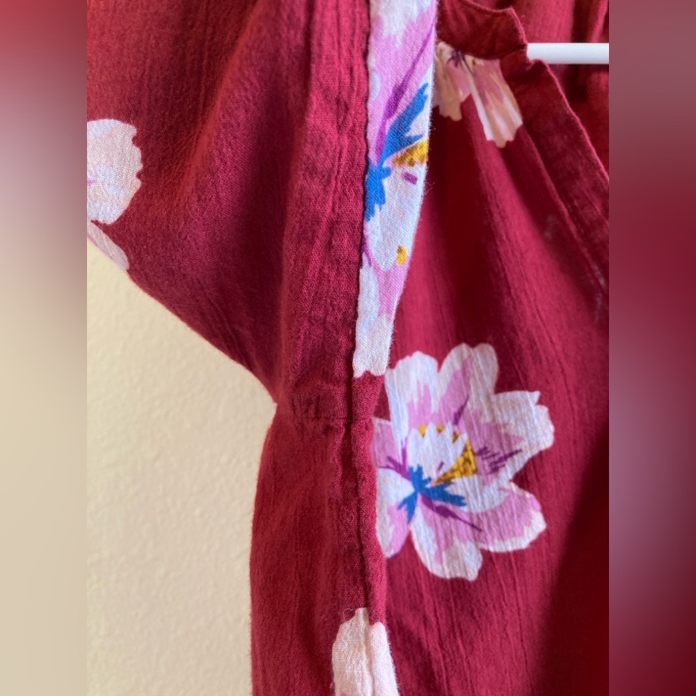 Old Navy Burgundy Floral Button Up Blouse Airy Lightweight Top Size S - Picture 4 of 10